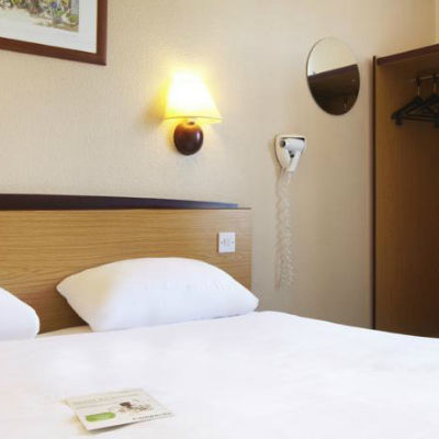 Campanile Y Restaurante Hotel